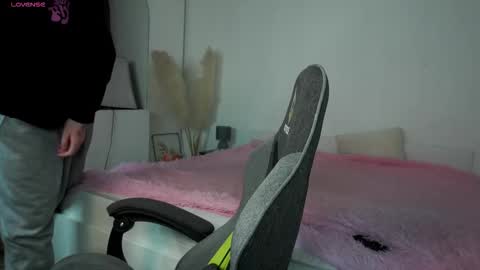 Mandy and Andy online show from 11.28.25