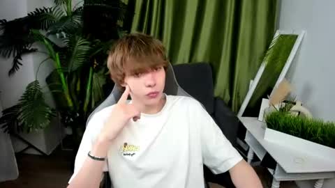 Snapshot of andyjey_ chatting on 07.01.26 Mandy and Andy online show from 07.01.26