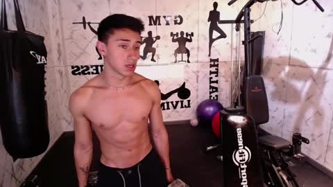 Andy Joy  online show from 02.16.25