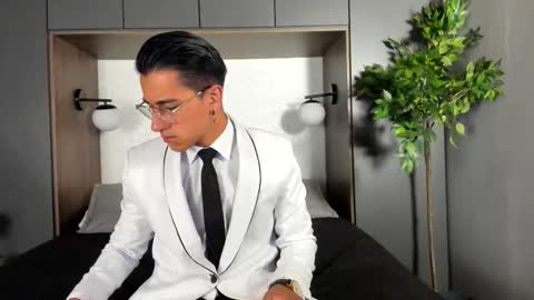 Andy Joy  online show from 10.02.25