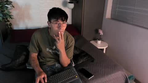 Andy Joy  online show from 10.06.25