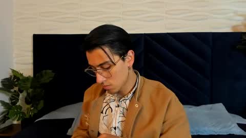 Andy Joy  online show from 05.01.26