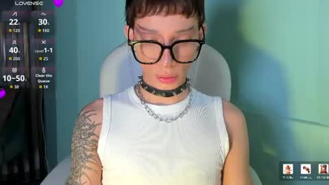 Snapshot of andywiills chatting on 06.17.26 Andy online show from 06.17.26