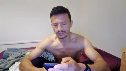 Snapshot of andyy0104 chatting on 03.26.26 andyy0104 online show from 03.26.26