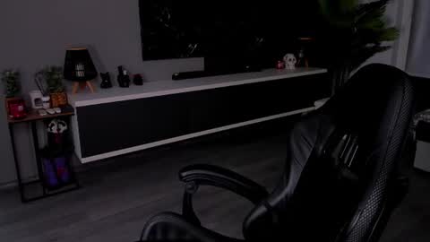 Anne online show from 07.13.26