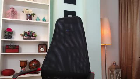 Snapshot of aneshereforu chatting on 01.27.25 Anes online show from 01.27.25