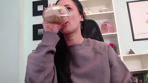 Snapshot of aneshereforu chatting on 02.09.25 Anes online show from 02.09.25