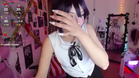 Snapshot of anette_sf chatting on 11.15.25 Anette Scorpio online show from 11.15.25