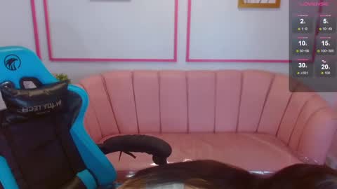 Snapshot of angel09_a chatting on 02.18.25 angel09 a online show from 02.18.25