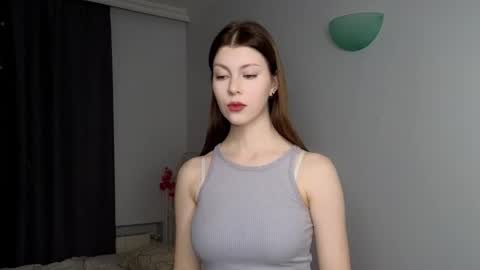 Keira online show from 11.04.25