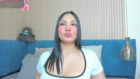 Snapshot of angel__ponce chatting on 05.23.26 angel__ponce online show from 05.23.26