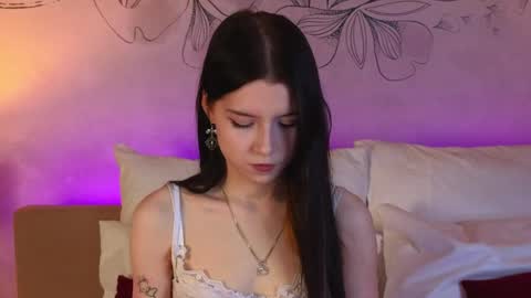  Rose  18  New here  online show from 05.08.26