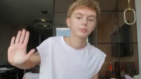 Snapshot of angel_andreww chatting on 06.29.26 angel_andreww online show from 06.29.26