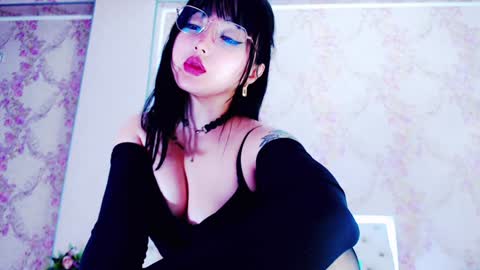 Snapshot of angel_asia_ chatting on 01.15.25 angel_asia_ online show from 01.15.25