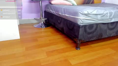  Angel  online show from 09.26.25