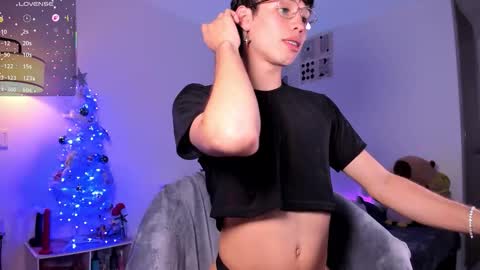 Angel   help me with 100 thumbs up online show from 12.15.25