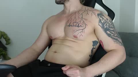 Angel Curl online show from 01.18.26