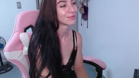 Angel Girl online show from 04.28.26