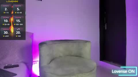angel_kyrozz online show from 06.18.26