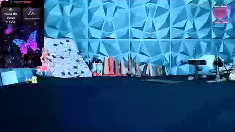 Snapshot of angel_red77 chatting on 09.10.25 angel red77 online show from 09.10.25