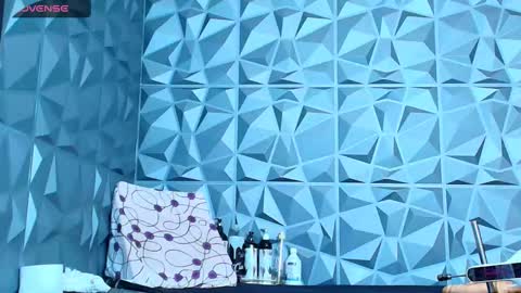 Snapshot of angel_red77 chatting on 12.14.25 angel red77 online show from 12.14.25