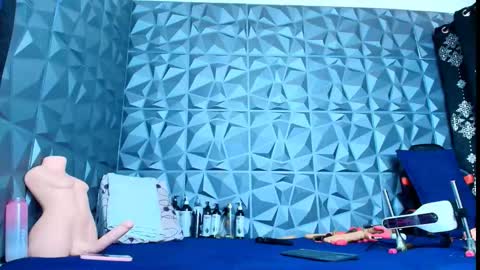 Snapshot of angel_red77 chatting on 01.08.26 angel red77 online show from 01.08.26