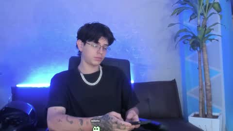 Snapshot of angel_scott2 chatting on 02.24.26 angel_scott2 online show from 02.24.26