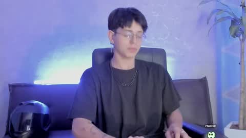 Snapshot of angel_scott2 chatting on 03.06.26 angel_scott2 online show from 03.06.26