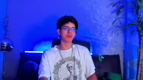 Snapshot of angel_scott2 chatting on 03.16.26 angel_scott2 online show from 03.16.26