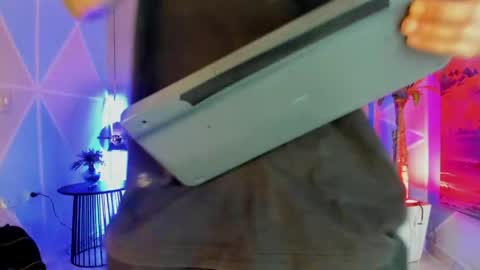 Snapshot of angel_scott2 chatting on 04.01.26 angel_scott2 online show from 04.01.26