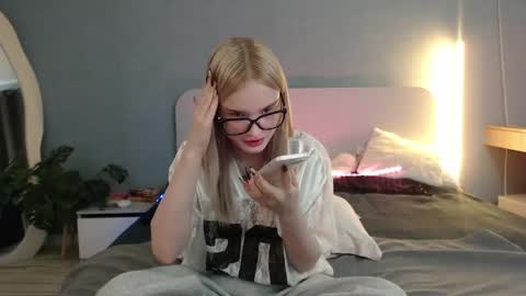 Angela online show from 05.27.26