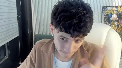 Snapshot of angel_st1 chatting on 04.10.26 Angel online show from 04.10.26