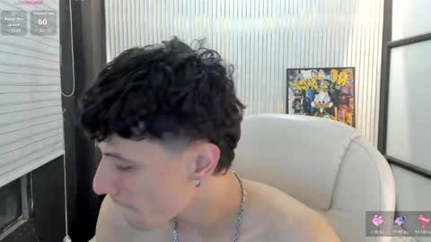 Snapshot of angel_st1 chatting on 04.11.26 Angel online show from 04.11.26