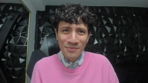 Snapshot of angel_st1 chatting on 05.31.26 Angel online show from 05.31.26