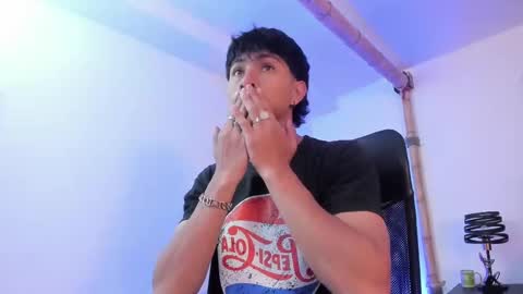 Snapshot of angel_thomas chatting on 02.22.25 Angel online show from 02.22.25