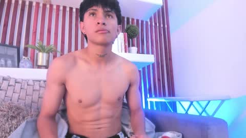 Snapshot of angel_thomas chatting on 02.25.25 Angel online show from 02.25.25