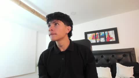 Snapshot of angel_thomas chatting on 02.26.25 Angel online show from 02.26.25