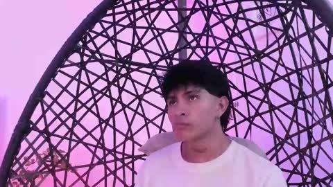 Snapshot of angel_thomas chatting on 03.04.25 Angel online show from 03.04.25