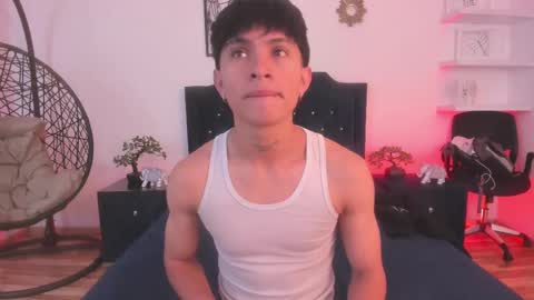 Snapshot of angel_thomas chatting on 03.07.25 Angel online show from 03.07.25