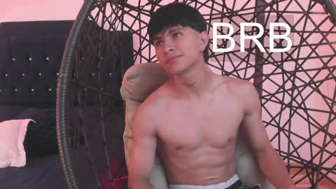 Snapshot of angel_thomas chatting on 03.11.25 Angel online show from 03.11.25