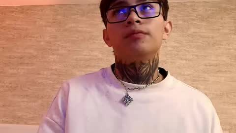 Snapshot of angel_thomas chatting on 02.03.26 Angel online show from 02.03.26