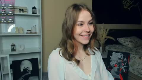 Snapshot of angel_to_burn chatting on 05.09.26 SofiaSofi online show from 05.09.26