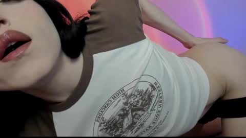 Angel Love online show from 12.11.24