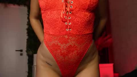 Anysia online show from 11.28.25