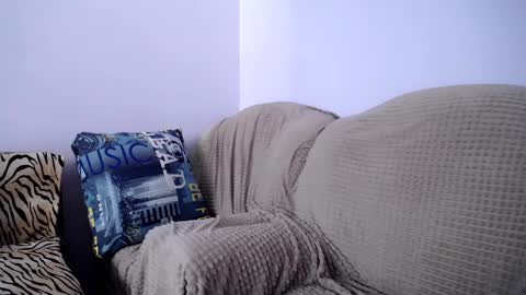 Zoe online show from 02.15.25