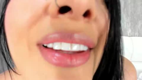 Angela online show from 10.22.25