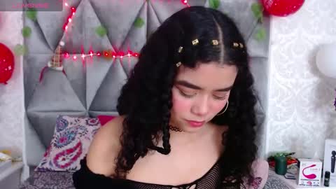 Snapshot of angela_lovee1 chatting on 01.03.25 Angela online show from 01.03.25