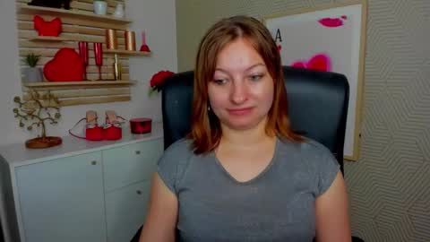 Angela online show from 05.06.26