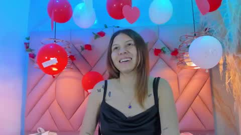Snapshot of angelaa_cute chatting on 02.15.25 ANGELA online show from 02.15.25