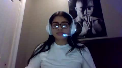 Snapshot of angelabvalle chatting on 02.11.26 angelabvalle online show from 02.11.26